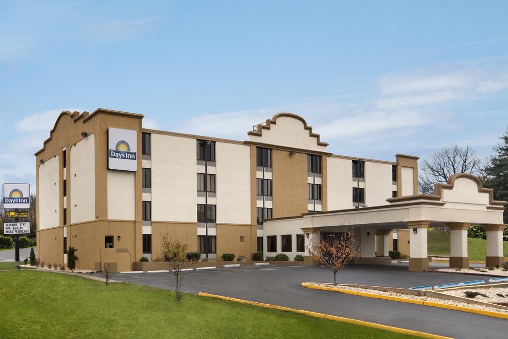 Days Inn By Wyndham Hagerstown I-70 Екстер'єр фото